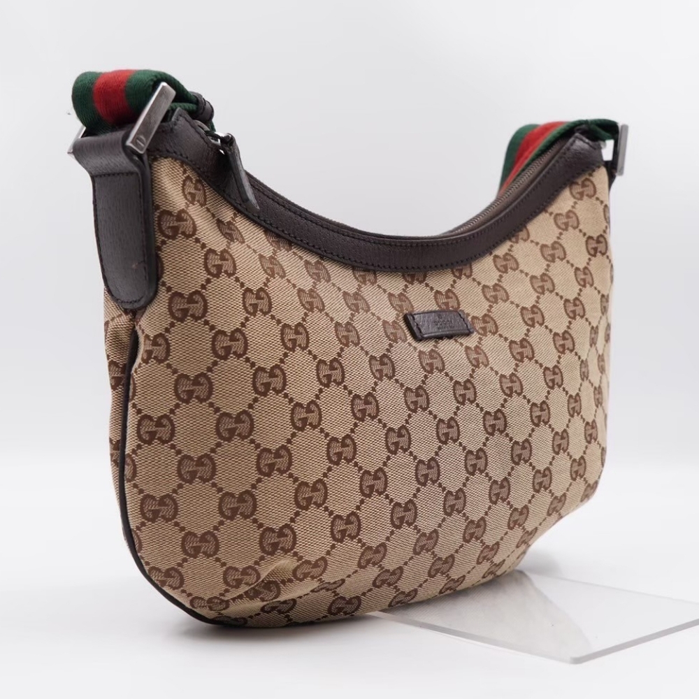 ❌️❌️SOLD❌️❌️BD41❤️ GUCCI Monogram Web Halfmoon Crossbody Bag - Picture 4 of 16